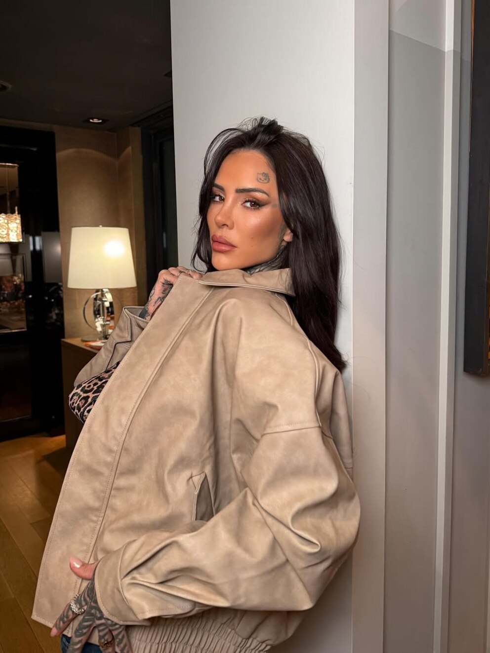 ZJYV54SSWVHH3ACJMGFN3674RI