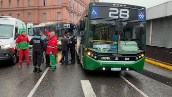 Choque de dos colectivos en Monserrat