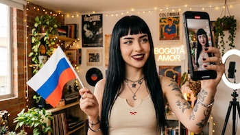 El documento citado señala a Colombia como uno de los países donde operarían redes de creadores de contenido vinculadas a estrategias de influencia digita- crédito VisualesIA