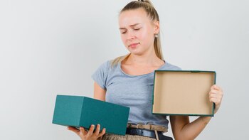 Tener cajas de zapatos vacías