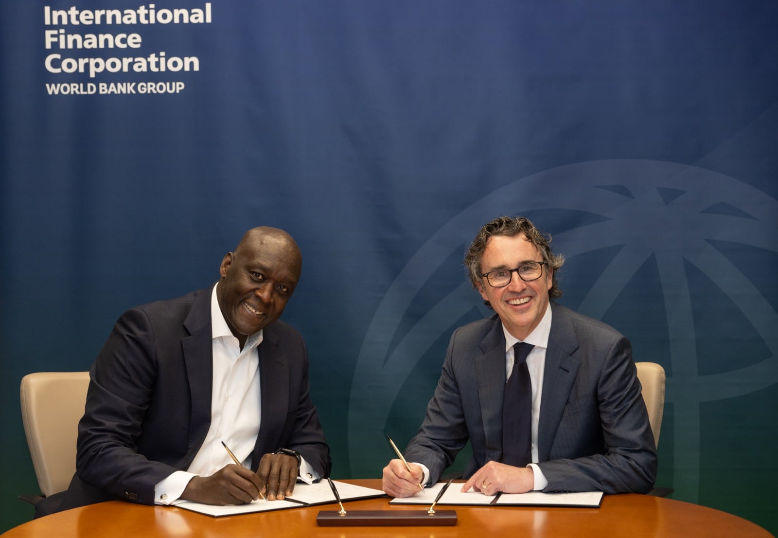 Makhtar Diop, Director General de IFC, y Simon Trott, CEO de Rio Tinto (IFC)