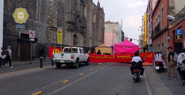Bloqueos en carreteras, accidentes y manifestaciones hoy 3 de junio: incendio en el Mercado de Jamaica causa estragos en vialidades