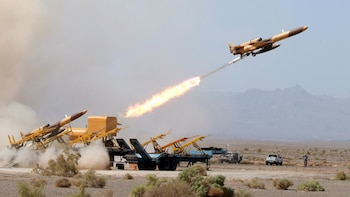 El Ejército de Kuwait anunció que sus defensas respondieron a un ataque de Irán con drones