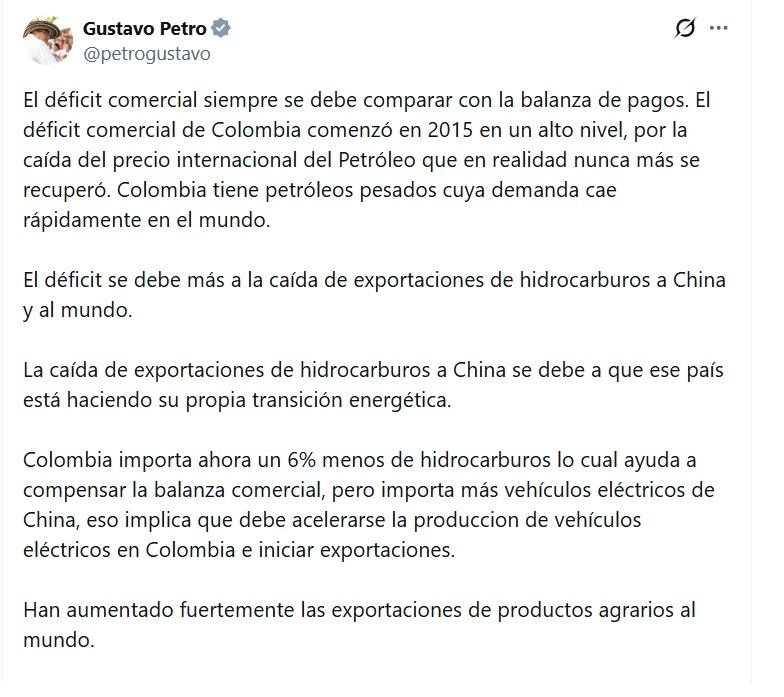 Gustavo Petro, presidente de Colombia, dijo que el déficit se debe más a la caída de exportaciones de hidrocarburos a China y al mundo - crédito @PetroGustavo/X