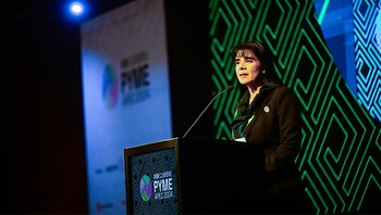 La ministra de Comercio Exterior