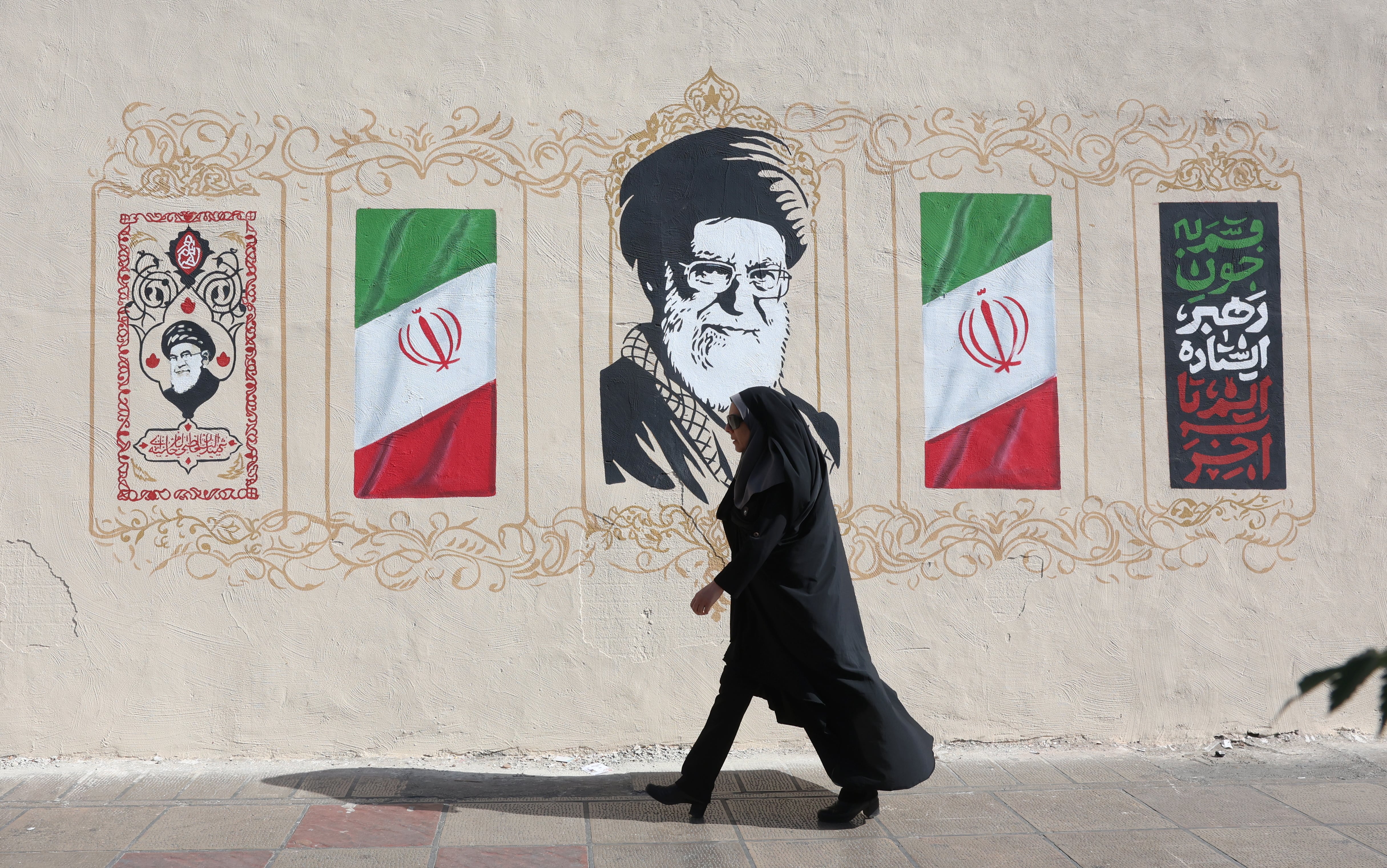 Una calle de Teherán, donde el régimen iraní enfrenta una creciente presión militar tras los ataques estadounidenses