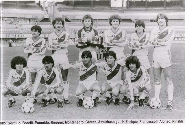 Al lado del Beto Alonso, en el River campeón, con el Bambino Veira como DT