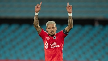 Carlos Garcés apareció en los últimos minutos para marcar el empate de Cienciano ante Juventud de Las Piedras.