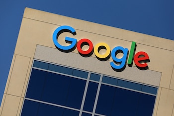 Personas ajenas al ámbito empresarial califican a Google como la mejor empresa del mundo para trabajar, sin embargo, ocupa el puesto número 10 de la revista Fortune.