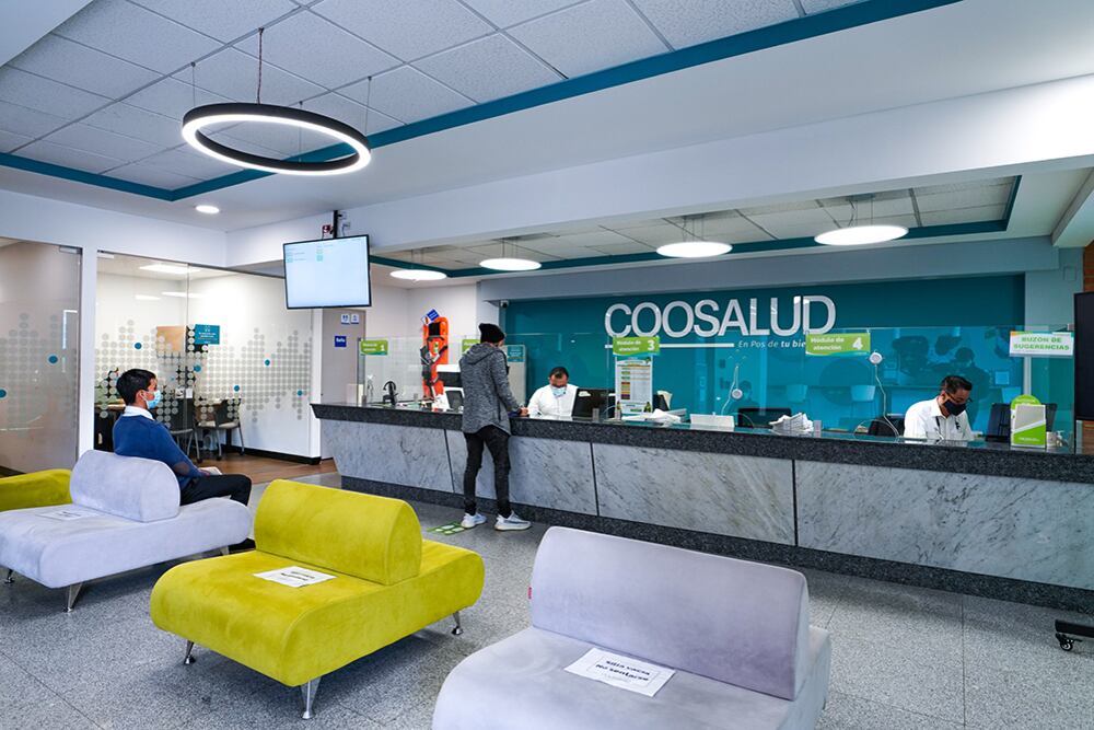 Hospitales públicos de Antioquia mantendrán suspendidos los servicios no urgentes para afiliados de Coosalud hasta recibir pagos pendientes
