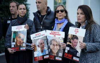 Huckabee propone una línea dura