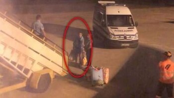 Un aterrizaje forzoso, pasajeros con