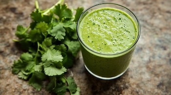 Esta bebida de cilantro es