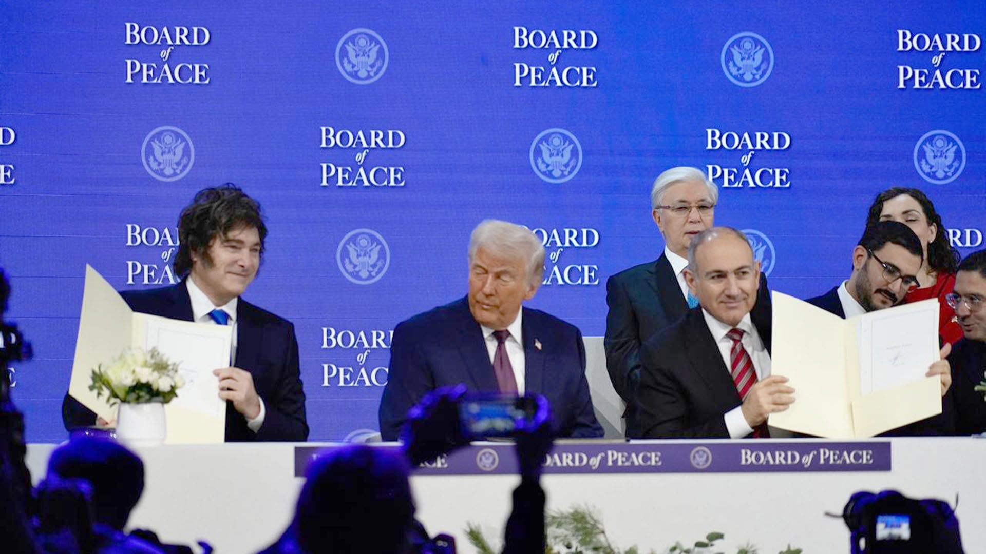 Javier Milei en otro de sus viajes a Estados Unidos. Esta vez, en el Board of Peace presidido por Donald Trump (Presidencia)