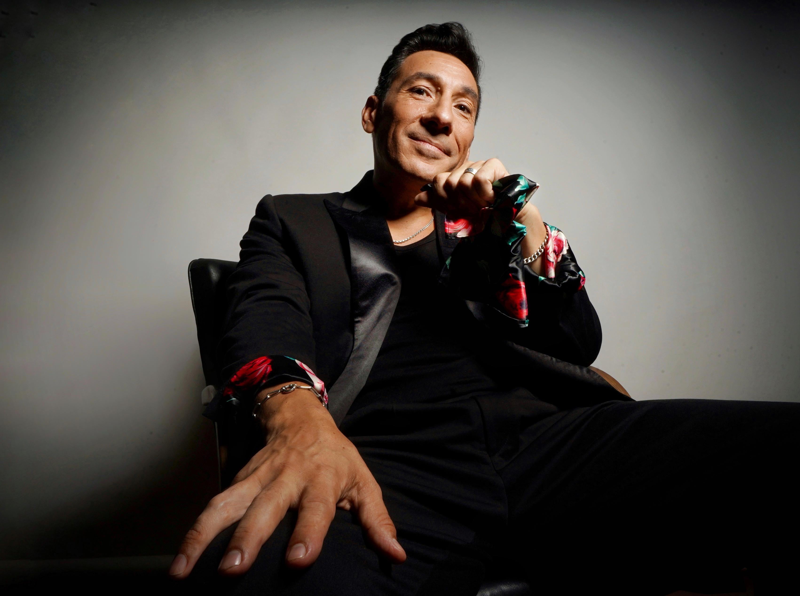 Ariel Ardit presenta
