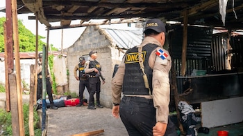 Los operativos contra el microtráfico dejaron 45 detenidos en Santiago, Espaillat y Santo Domingo Norte, con evidencias bajo custodia del Ministerio Público. (Foto: DNCRD)