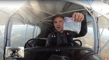 Trevor Jacob dentro de su