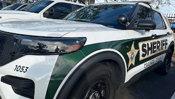 Desmantelan la mayor red de fraude migratorio en Estados Unidos