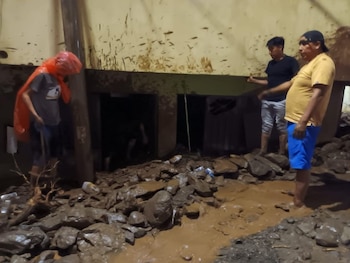 Videos y fotos impactantes del huaico que cayó en Huánuco. (Captura: Facebook)