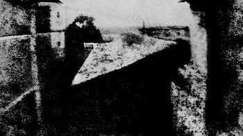 El invento que revolucionó al mundo y la historia oculta detrás de la primera fotografía