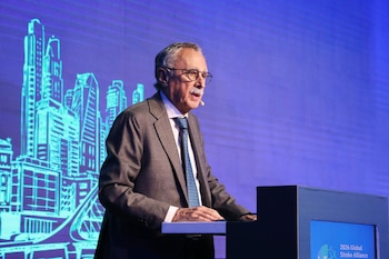 El doctor Mario Lugones, presentando el Programa Nacional de ACV en el Ministerial Meeting de la Global Stroke Alliance
