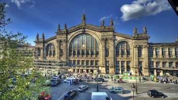 La estación de tren más bonita y con más viajeros de Europa: una imponente fachada neoclásica y más de 200 millones de pasajeros al año
