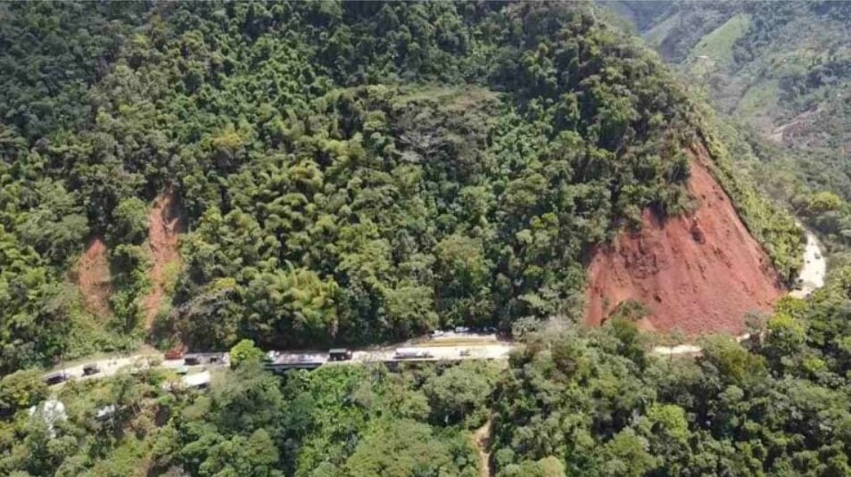 Las carreteras de Antioquia registraron la circulación de más de 1,3 millones de vehículos durante el puente festivo- crédito Invias