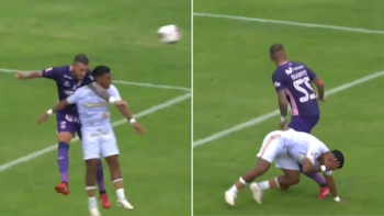 La supuesta falta de Gustavo Dulanto a Álvaro Rojas que terminó en tiro libre y gol de Juan Pablo II ante Sport Boys.
