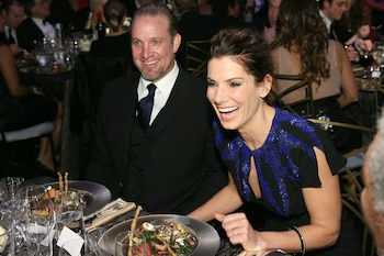 Jesse James y Sandra Bullock
Shutterstock