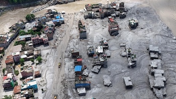 La UE moviliza un millón de euros de ayuda de emergencia por las inundaciones en Nepal