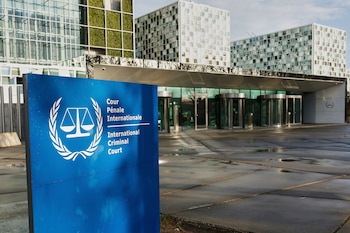 La CPI podría asumir casos criminales del conflicto en Colombia si el país abandona la justicia transicional y se retira del sistema del Estatuto de Roma - crédito Omar Havana/AP