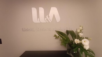 "Estar presentes aquí nos permite