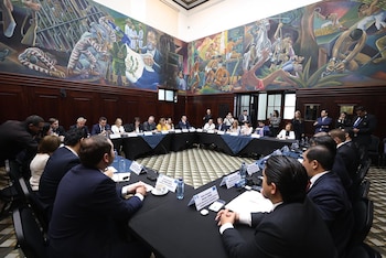 Diversos delegados y líderes participan