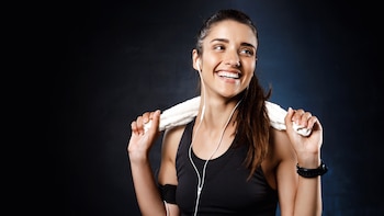 Sentadilla pistol, un ejercicio perfecto para fortalecer los glúteos y aumentar la masa muscular de tus piernas