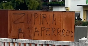 04/10/2026 Pintada contra el consejero de Seguridad, Bingen Zupiria, en Hondarribia (Gipuzkoa)
POLITICA AUTONOMÍAS
EAJ-PNV