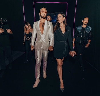 Natalia Barulich con Maluma