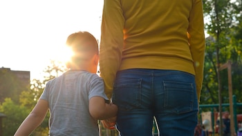 Una anestesióloga adopta a su