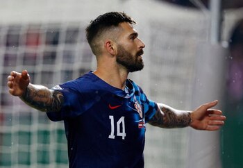 FOTO DE ARCHIVO: Fútbol -