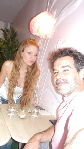 La escapada familiar de Nico Cabré junto a Rocío Pardo y Rufina a París