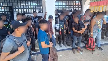 129 personas migrantes originarias de