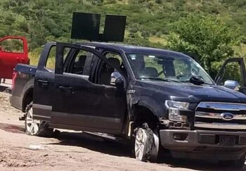 Vehículo abandonado tras enfrentamiento de