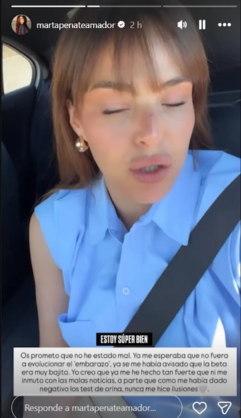 Marta Peñate, en el coche, antes de someterse a una nueva analítica. (Redes sociales)