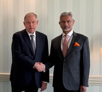 El canciller Werthein y su