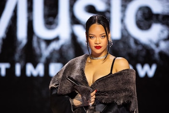 Rihanna superó una niñez llena