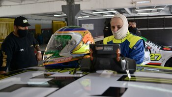 El cantante se mostró en