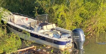 La embarcación hallada a la