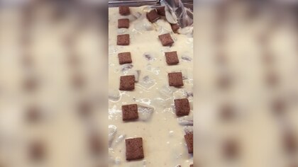 El heladero que crea helados que se vuelven virales en TikTok: de la versión de cereales de Mercadona al Kinder Bueno más Oreo