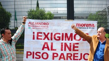 La "toma" del INE fue