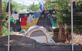 Las personas que esperan audiencia