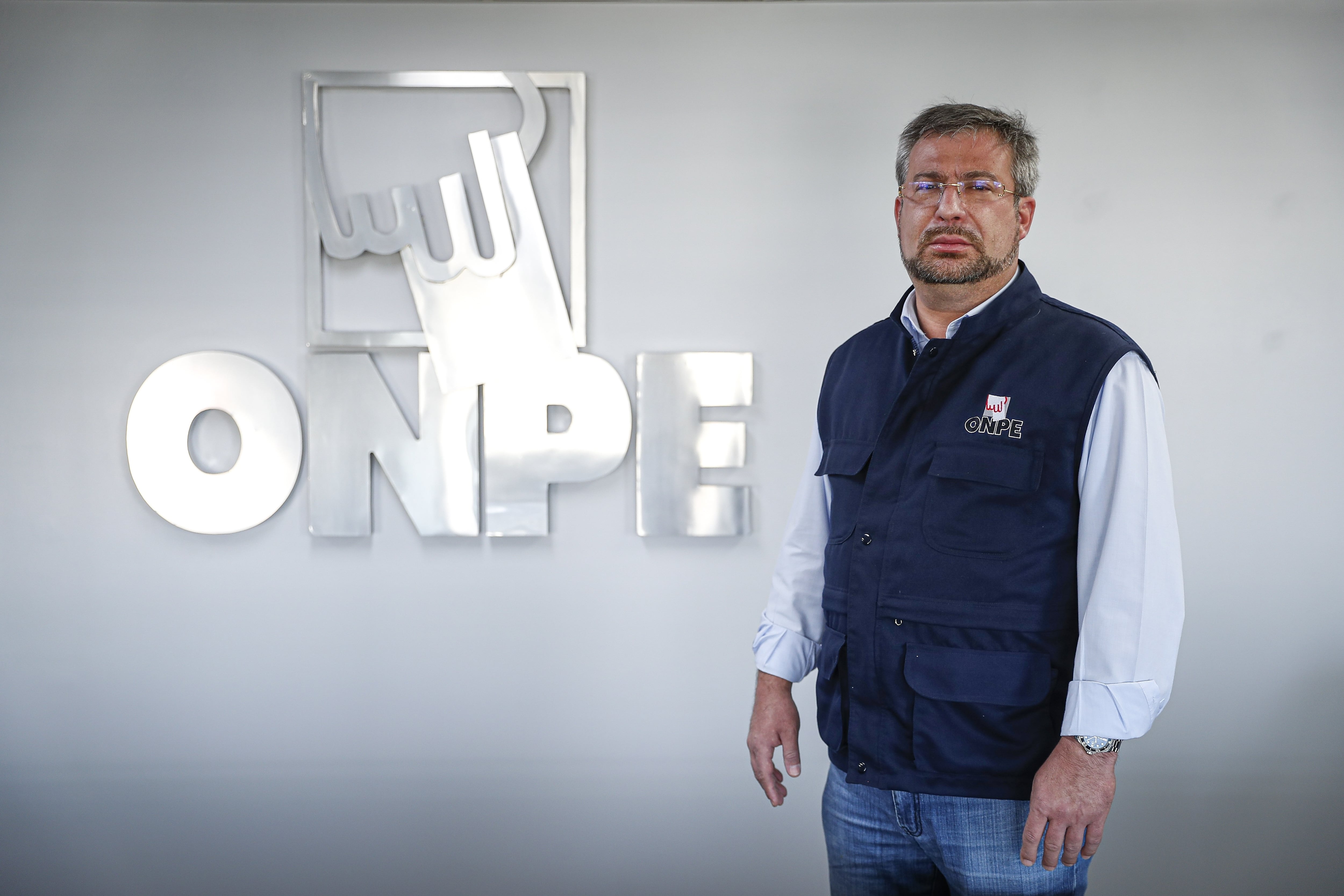 27-06-2021 Perú.- El presidente de la autoridad electoral de Perú denuncia una agresión física.El presidente de la Oficina Nacional de Procesos Electorales (ONPE), Piero Corvetto, ha denunciado haber sufrido una agresión física y verbal dentro del Club Regatas de Lima. La situación política en Perú es muy tensa debido a los recursos que impiden la proclamación de un nuevo presidente tras las elecciones del pasado 6 de junio.POLITICA SUDAMÉRICA PERÚCONTACTO